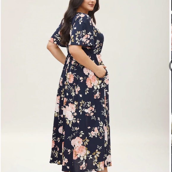 Navy Floral V-Neck Maxi Dress with Flutter Sleeves - Picture 2 of 5